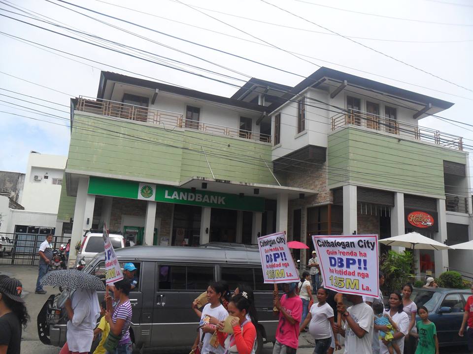 CATB. COP : NO-TO-PHP800M-LOAN-COALITION ASSEMBLY AT PROVINCIAL CAPITOL, VERY PEACEFUL!