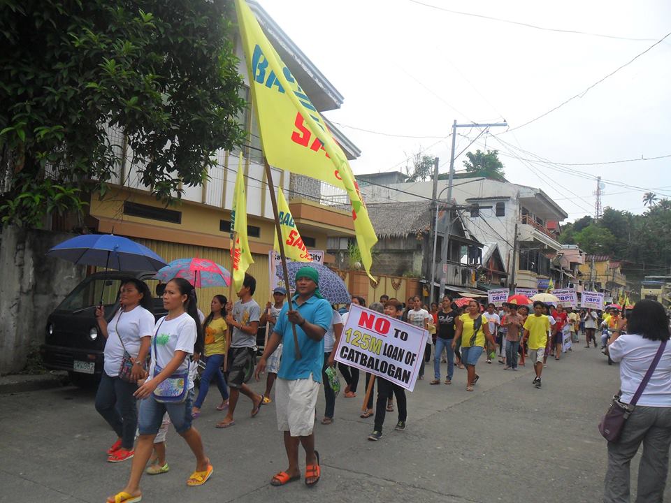 CATB. COP : NO-TO-PHP800M-LOAN-COALITION ASSEMBLY AT PROVINCIAL CAPITOL, VERY PEACEFUL!
