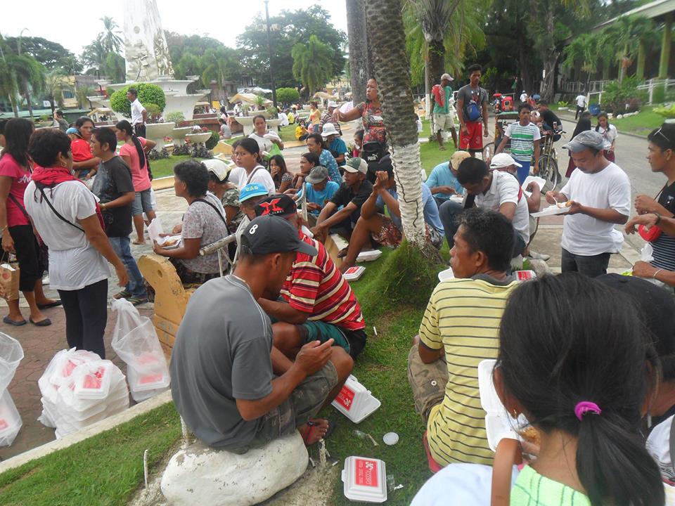 CATB. COP : NO-TO-PHP800M-LOAN-COALITION ASSEMBLY AT PROVINCIAL CAPITOL, VERY PEACEFUL!